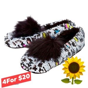 🌻🌻Claire's Sequin Rainbow Leopard - Slippers